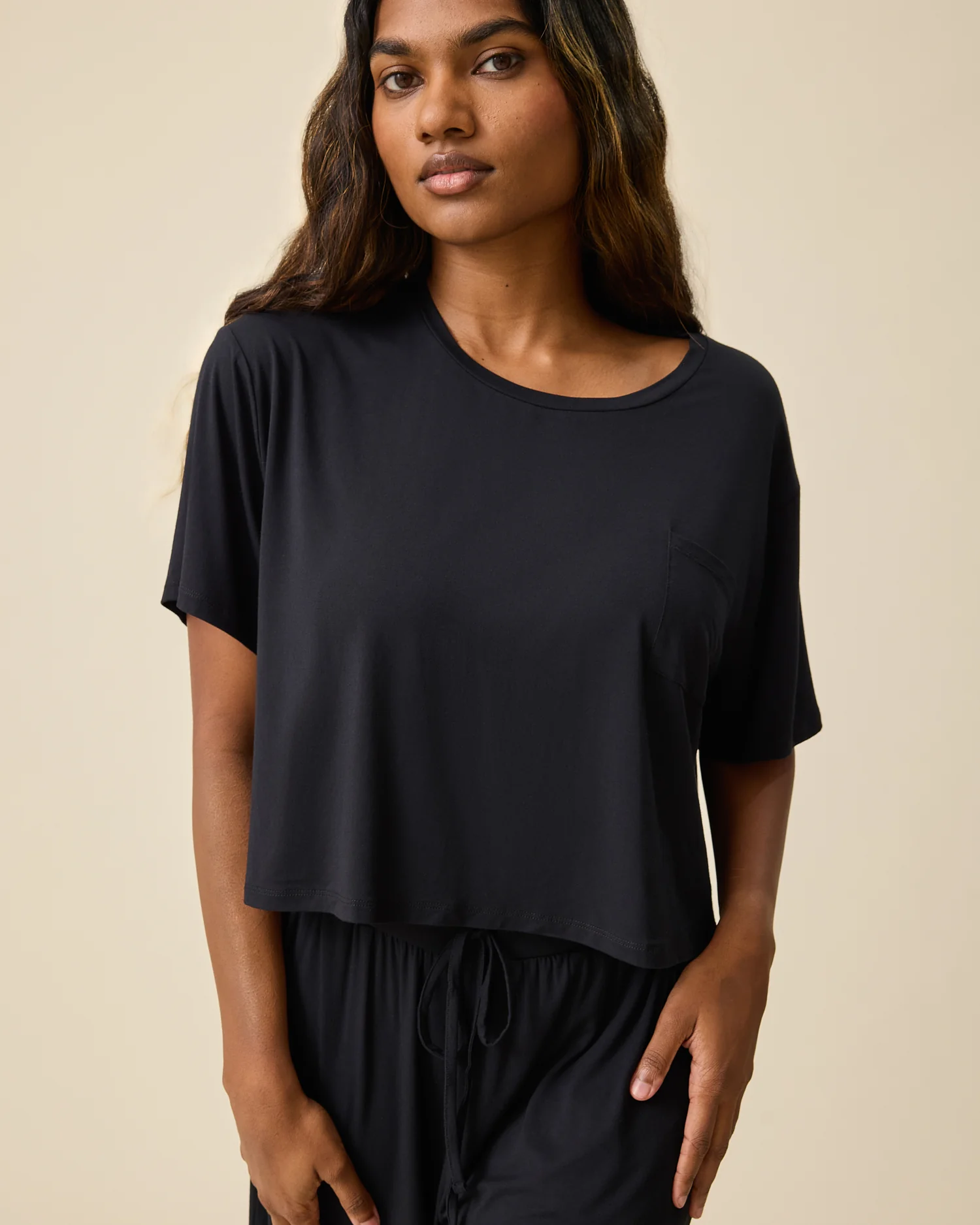 Aria Bamboo Casual Cropped Short Sleeve Top | Black