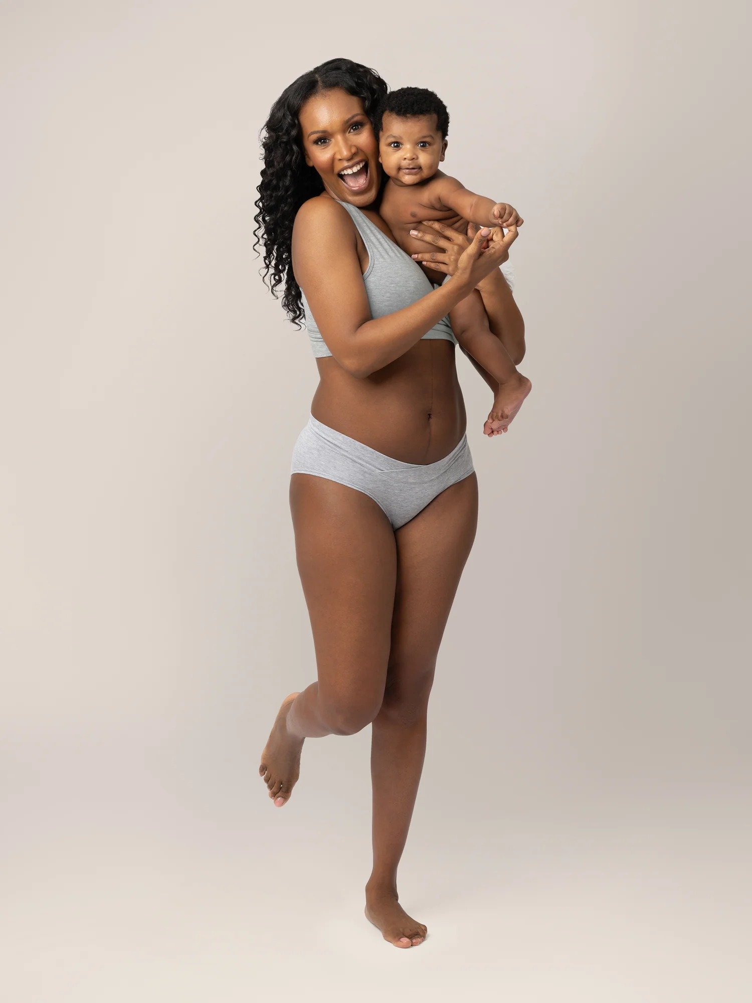 Bamboo Maternity & Postpartum Hipster | Grey Heather - Image 4